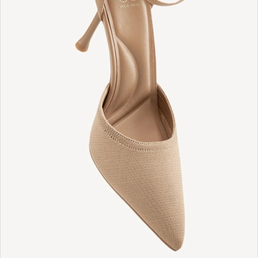 Nude Pointed Ankle-Strap Pump - Picture 5 of 12